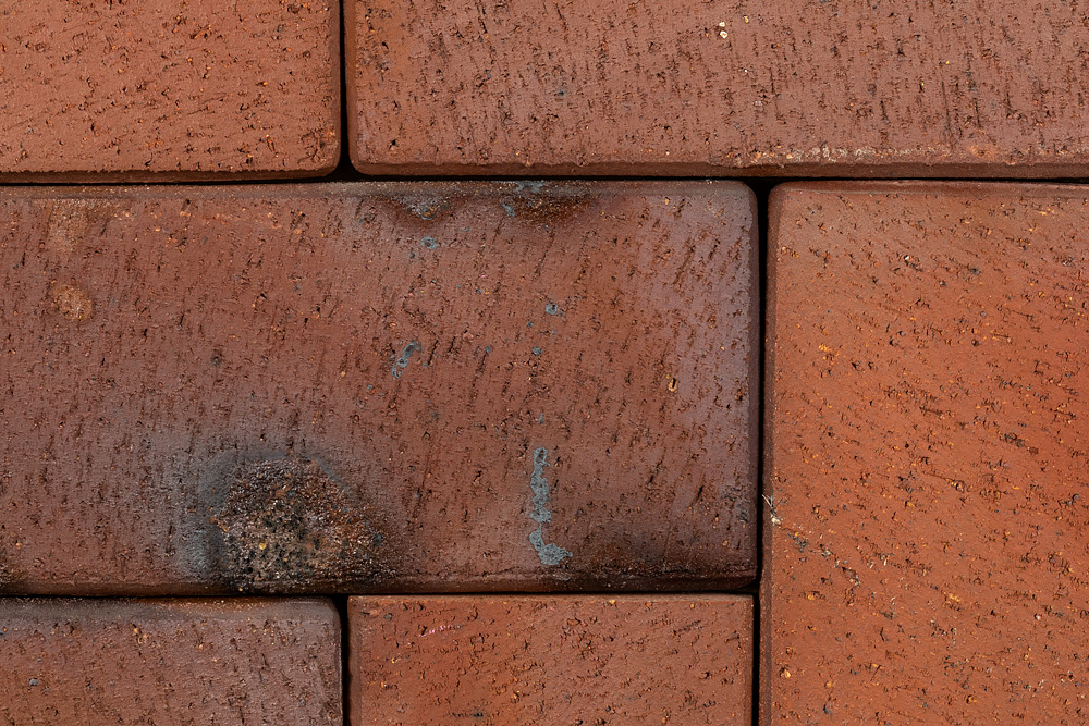 Клинкерная тротуарная брусчатка Carbo rot-bunt-Kohlebrand, ABC (200х100х52). Фото �2